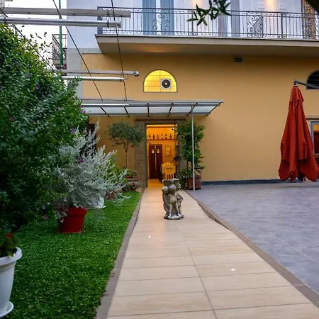 Bocca Di Bacco 4* Cimitile